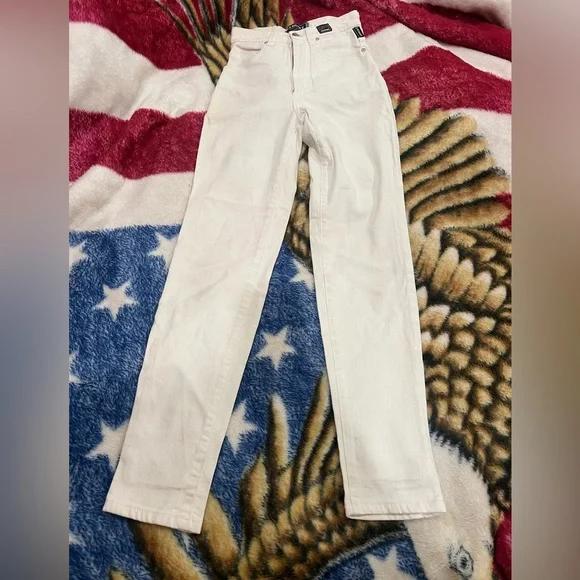 Versace White Jeans - Picture 2 of 5